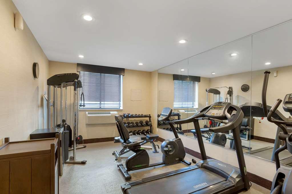 Best Western Plus Plaza Hotel New York City Facilities photo